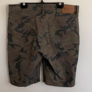 Signature Brown Jean Shorts Modern Camo Levi